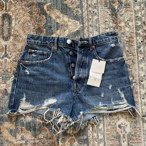 Zara Cut off jean shorts - size 6
